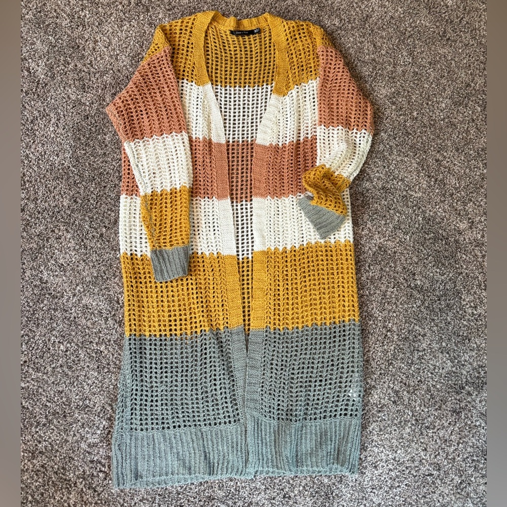 Doe & Rae Multicolor Knit Cardigan